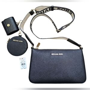 Michael Kors Black Leather Jet Set Travel Crossbody, NEW With Tags!